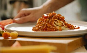 ถอดรหัส Al Dente: ต้มสปาเกตตี้ให้เพอร์เฟกต์ ไม่ใช่แค่จับเวลา แต่คือ “ศิลปะการเรียนรู้” ถอดรหัส Al Dente: ต้มสปาเกตตี้ให้เพอร์เฟกต์ ไม่ใช่แค่จับเวลา แต่คือ "ศิลปะการเรียนรู้"